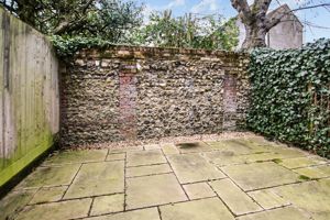 Photo 9- click for photo gallery